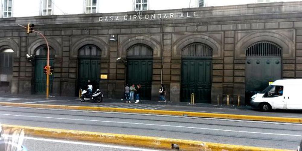 Tragedia a Poggioreale, detenuto muore in carcere a 34 anni
