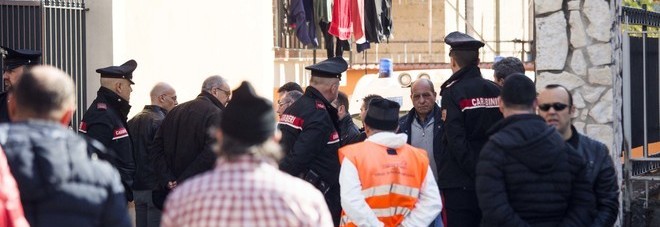 Ad Acerra domenica di sangue, boss ucciso sotto casa 