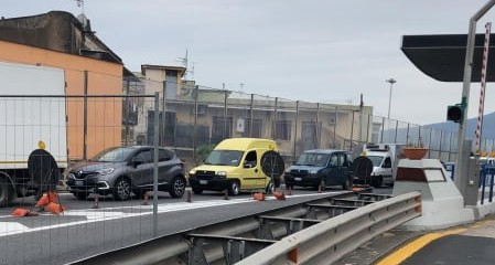 A Castellammare chiuso raccordo autostradale, Sorrento insorge. Il sindaco Cuomo al prefetto: 