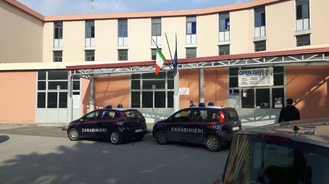 Castellammare, chiuse tutte le scuole