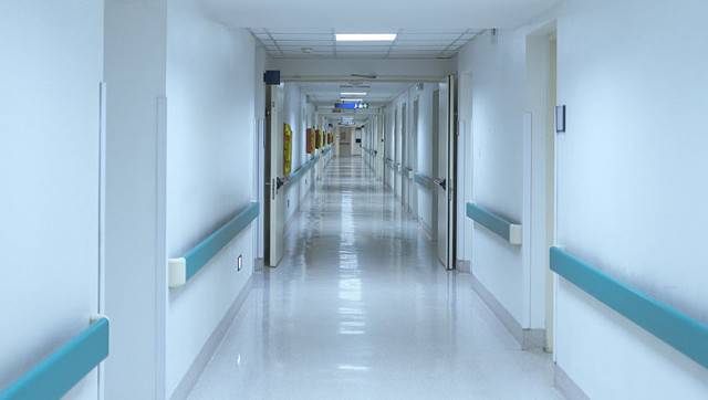 Castellammare, due ragazze in coma dopo interventi estetici: 'Farmaco tossico'