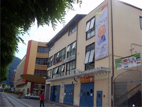 Castellammare, aula studio per i ragazzi: al via l'Internet Caffè 