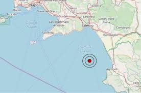 Terremoto nel salernitano, scossa avvertita fino a Castellammare e Sorrento