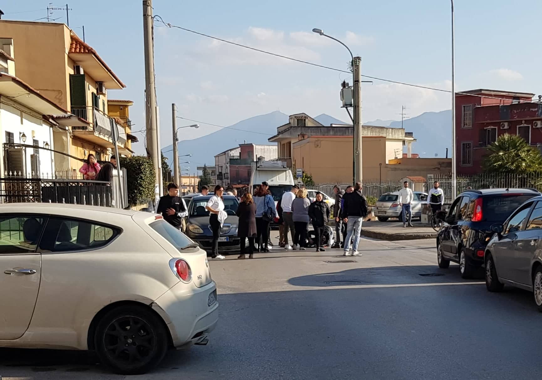 Boscoreale. Terribile incidente, ferita ragazza in scooter