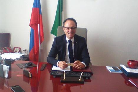 Castellammare, il console russo ospite al liceo classico Plinio Seniore 