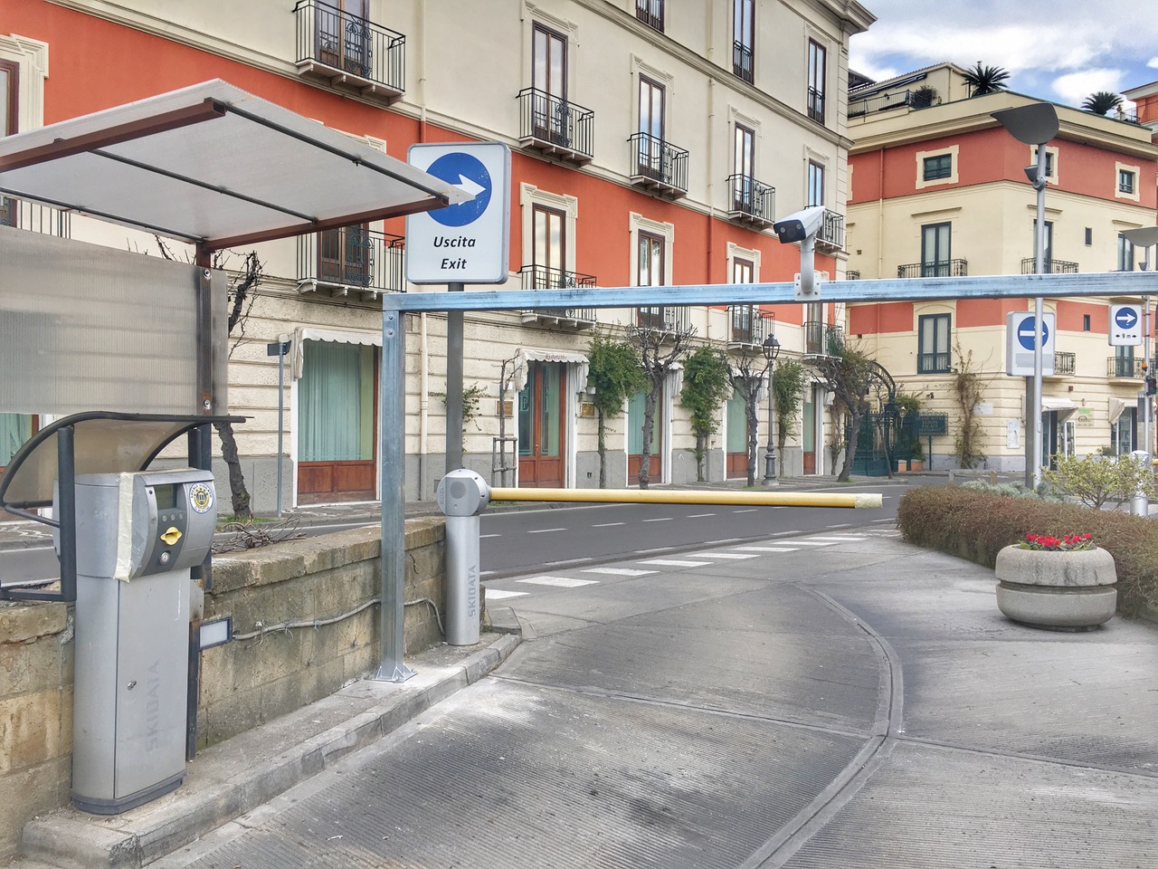 Sorrento: il parcheggio comunale Achille Lauro diventa smart