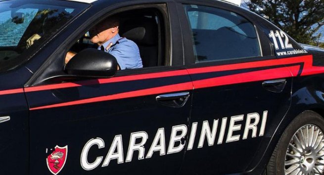 Portici, denunciati in quattro: erano a bere il caffè in un circolo