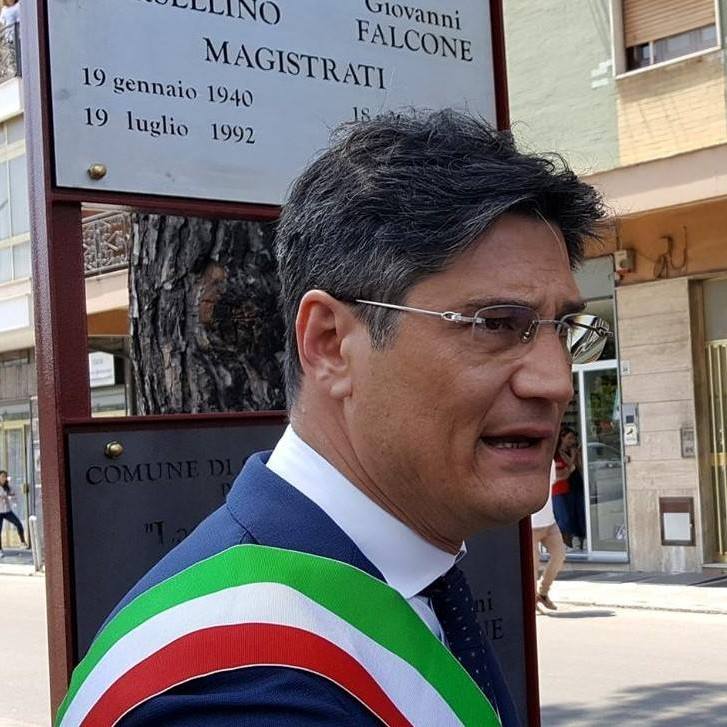 San Giuseppe Vesuviano sciolto per infiltrazioni camorristiche, a casa il sindaco leghista