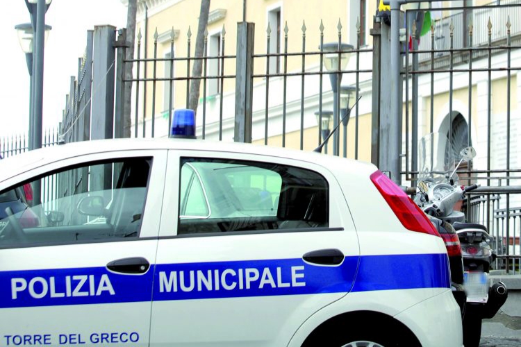 Torre del Greco, appello agli albergatori per fermare l'epidemia: 'Ospitate chi è in isolamento'