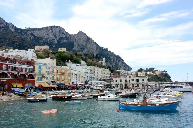 Capri, le grandi firme disertano l'isola: boutique restano chiuse 