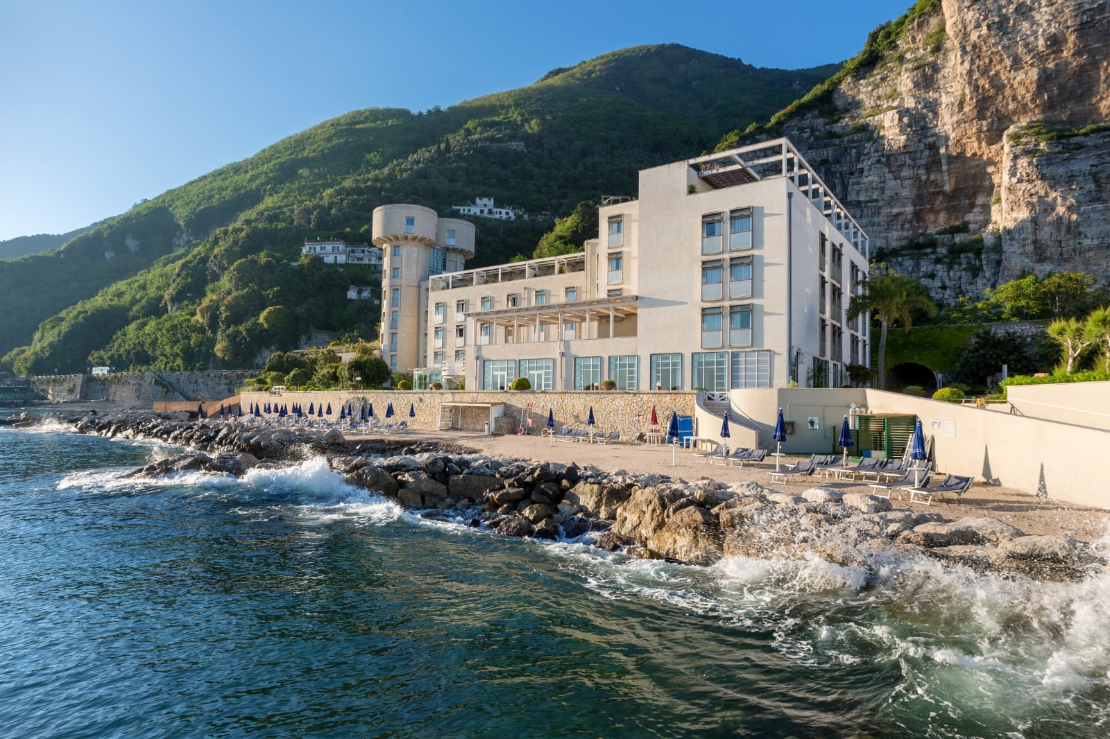 Campania, Federalberghi sul 2023: 'Sarà l'anno record del turismo' 