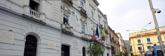 Castellammare, chiuso il concorso al comune: assunti i primi 21
