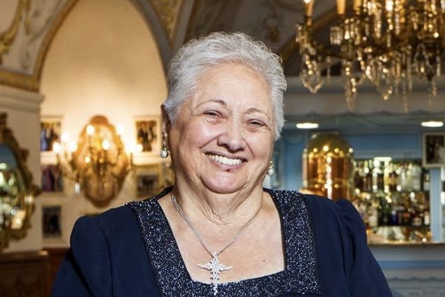 Vedova del Boss delle Cerimonie morta per Covid, funerali solo al cimitero