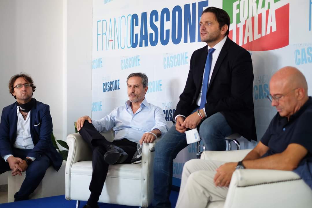 Campania al voto, Caldoro nel quartiere generale di Cascone