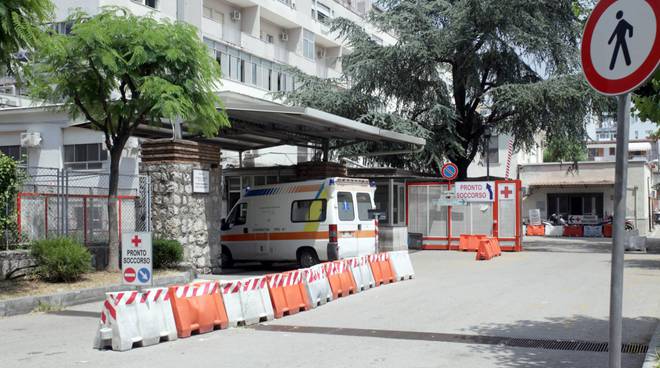 Castellammare. Neonato muore un mese dopo il parto: indagati tre medici