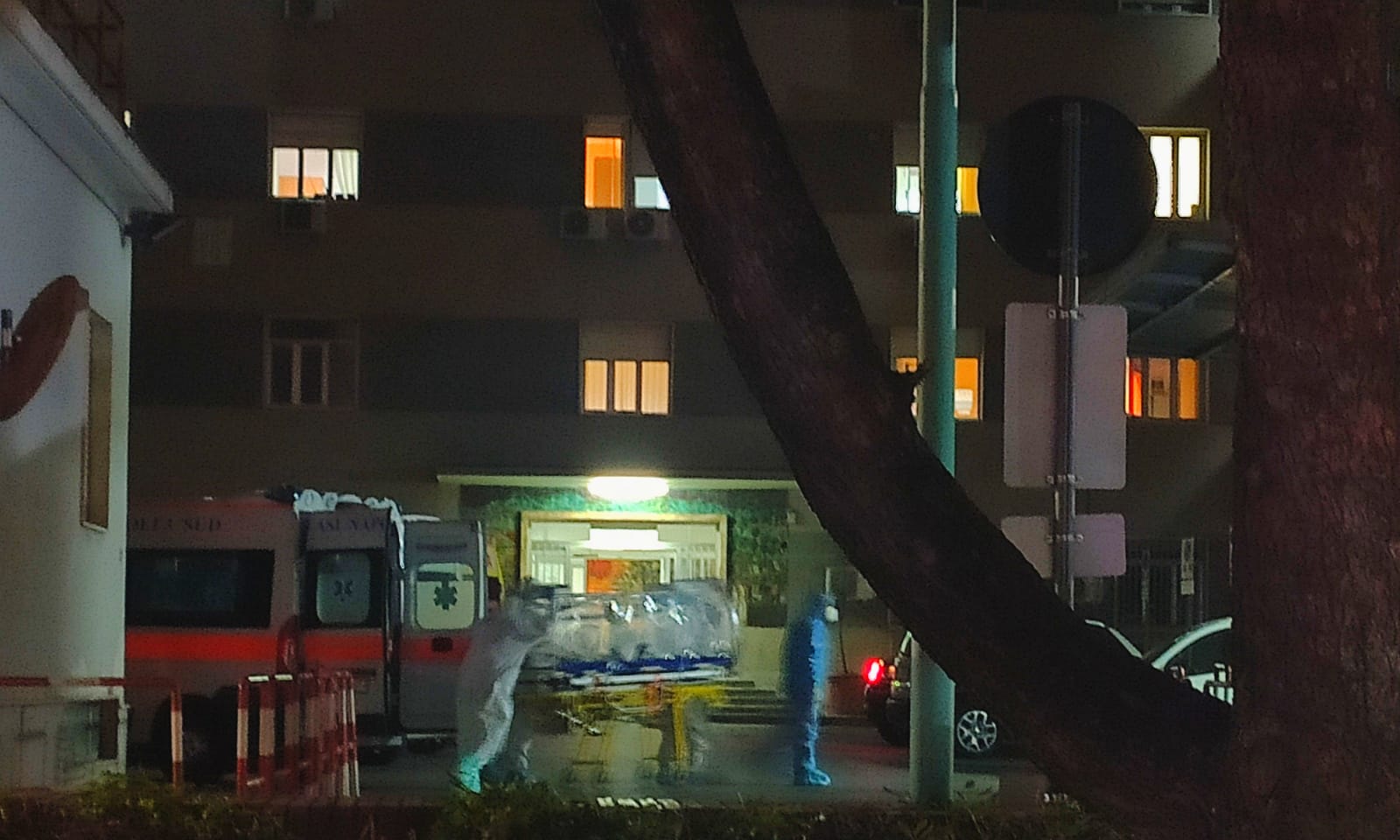 Castellammare, infermiere in pensione muore di Covid nel suo ospedale 