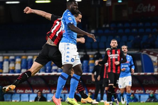 Il Milan espugna il San Paolo e resta solo in vetta. 3-1 il finale