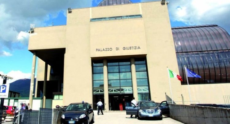 Sant'Antonio Abate, rischio disastro ambientale: inchiesta sulla ditta rifiuti 