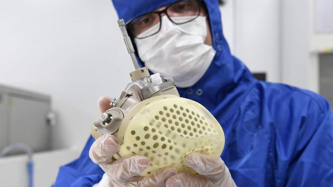 Un cuore artificiale impiantato in un paziente, a Napoli la prima volta in Europa 