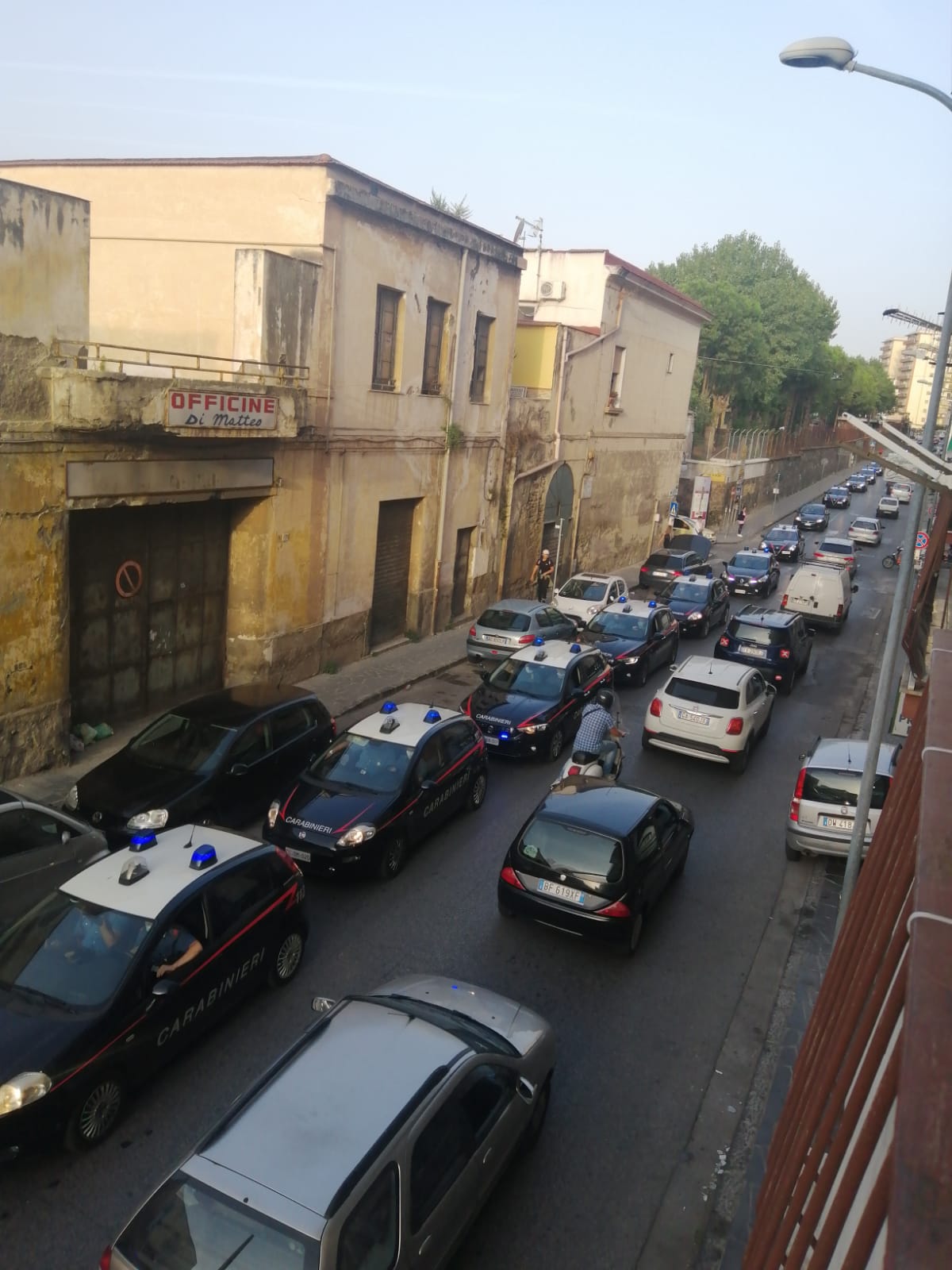 Box e cancelli nei quartieri bunker, a Torre Annunziata scoperti abusi 