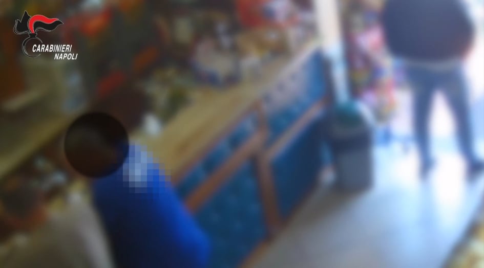 Castellammare, imprenditori e commercialisti vittime del clan di Maragas e Lambiase 