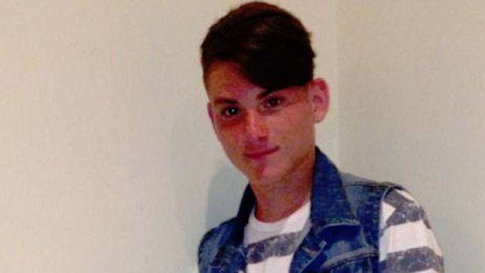 Muore a 18 anni in un tragico incidente, gli amici su Fb: 