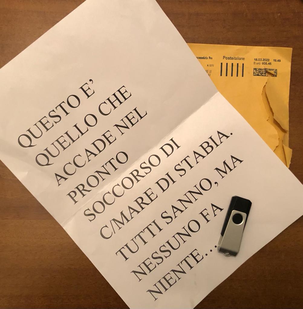 Castellammare, corvo nel pronto soccorso: medico e infermiera in video hot