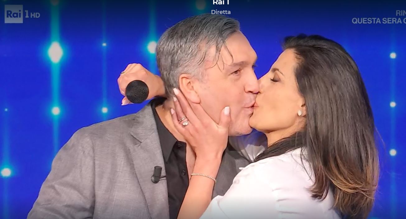 Francesco Merola sposa la Marianna al Castello delle Cerimonie, testimone di nozze Imma Polese  
