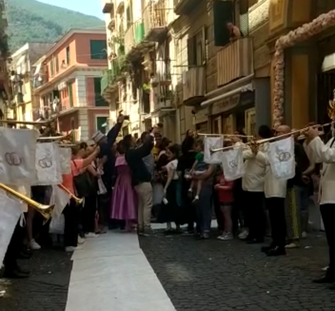 Castellammare, centro antico chiuso per nozze
