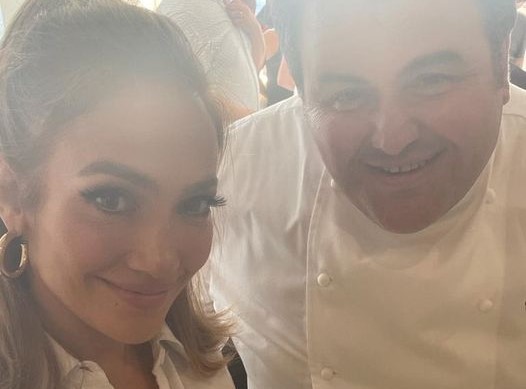 Lo chef Gennaro Esposito cucina per Jennifer Lopez: 'Una donna esplosiva'