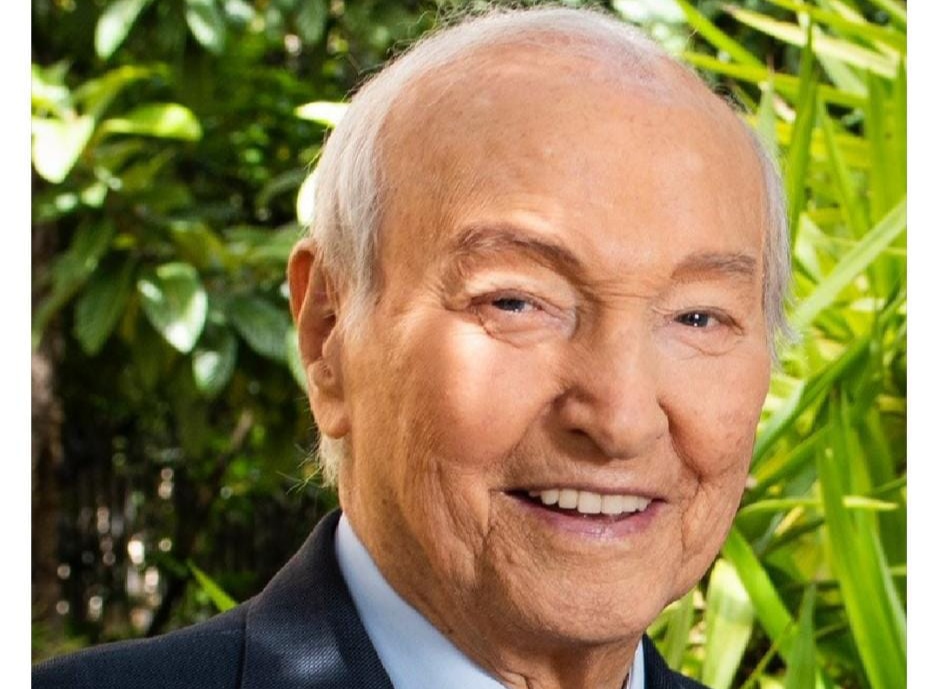 Piero Angela morto a 93 anni, il figlio Alberto: 'Buon viaggio papà'