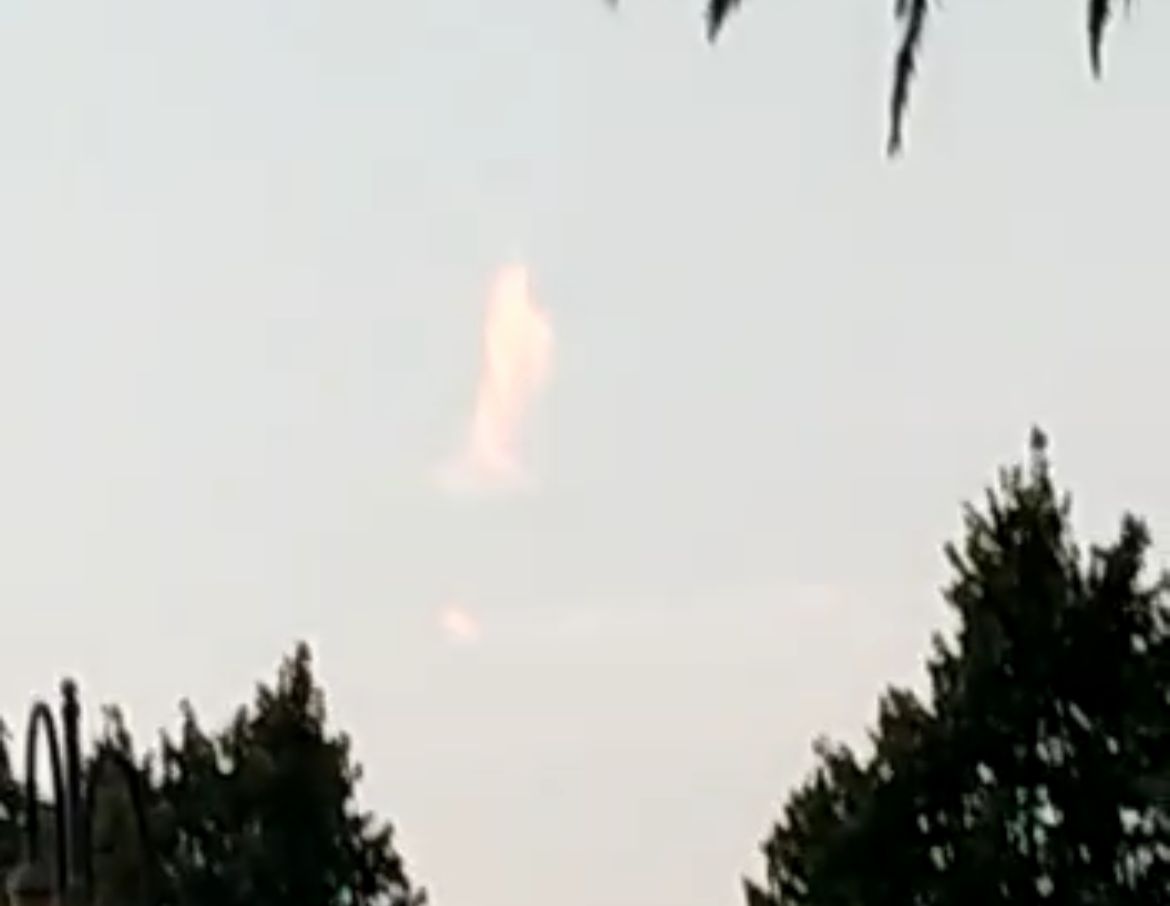 Castellammare, si grida al miracolo per la comparsa della Madonna in cielo