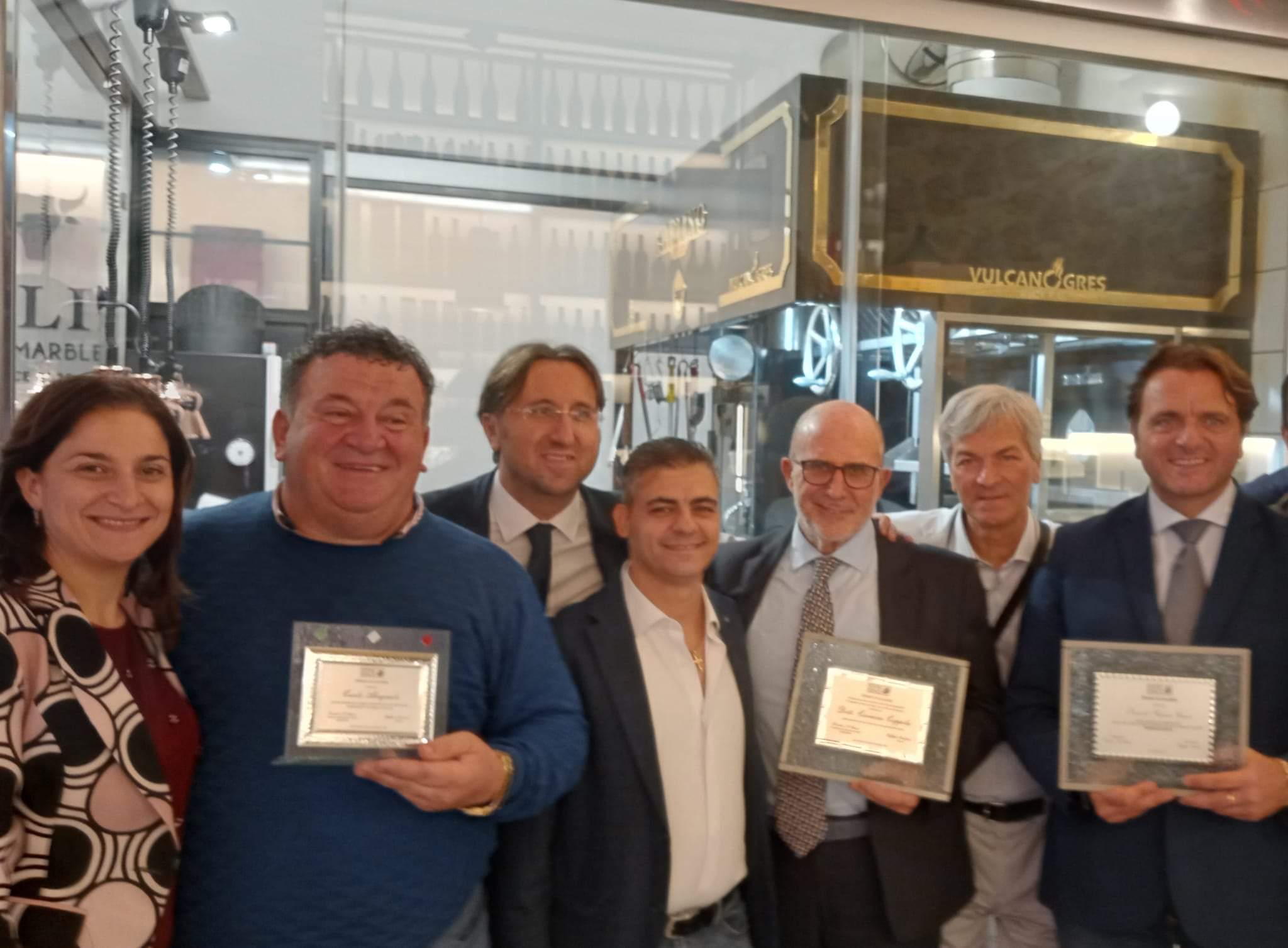 Premio eccellenze al dottore Carmine Coppola e al consigliere regionale Cascone 
