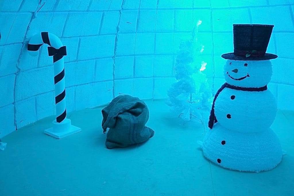 Sorrento a Natale, apre Igloo village: è festa per i bambini 