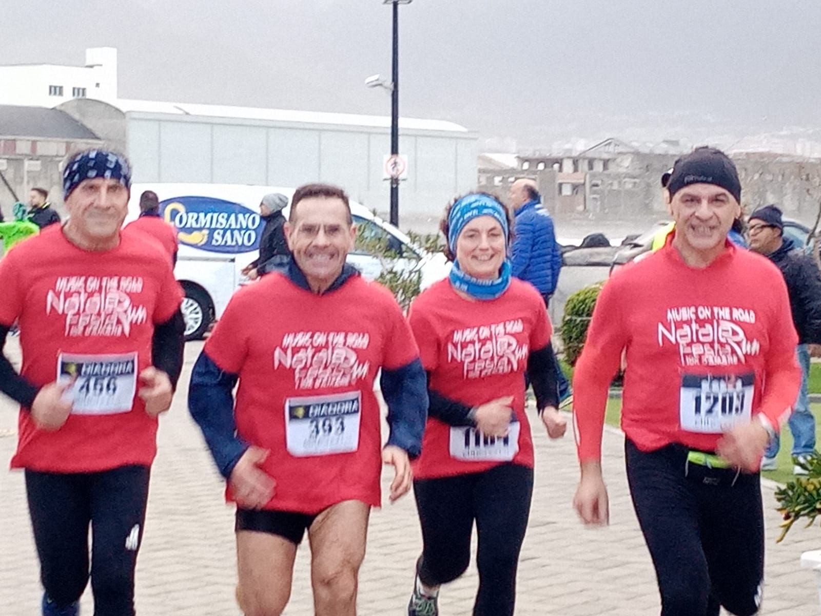 Castellammare, 300 runner alla maratona di Natale 