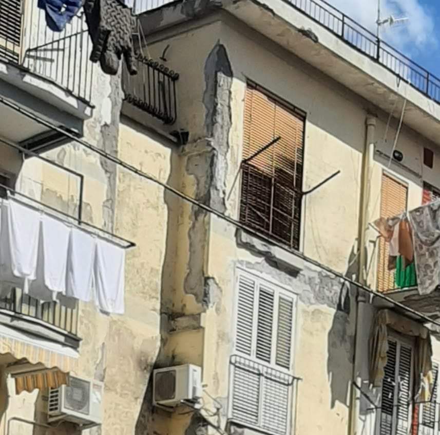 Castellammare, aumenti ai residenti della case del Cmi: 'Famiglie in difficoltà'