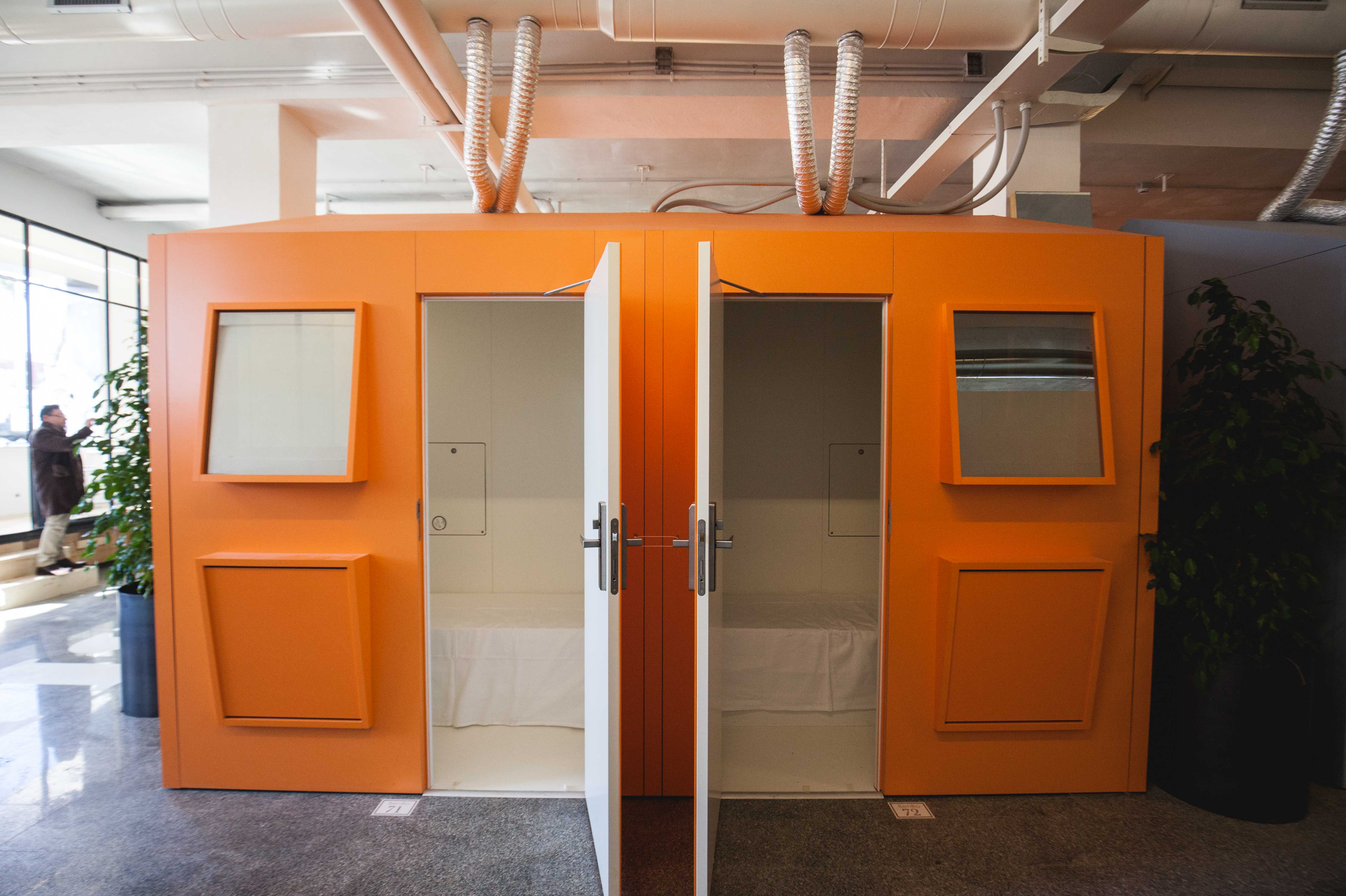 Inaugurato a Napoli il primo Capsule Hotel d'Italia