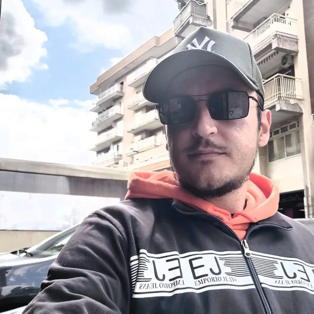 Gragnano a lutto, papà muore a 35 anni: 'Stop ai festeggiamenti per il Napoli'