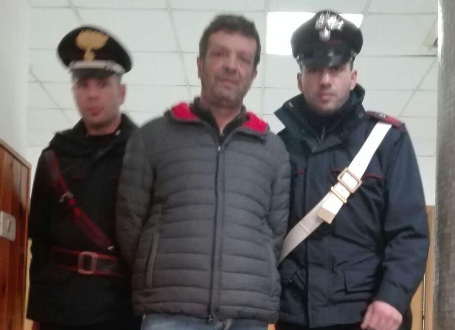 Latitante da aprile, si nascondeva a casa di una parente a Sant'Egidio: arrestato affiliato al clan Gallo-Cavaliere