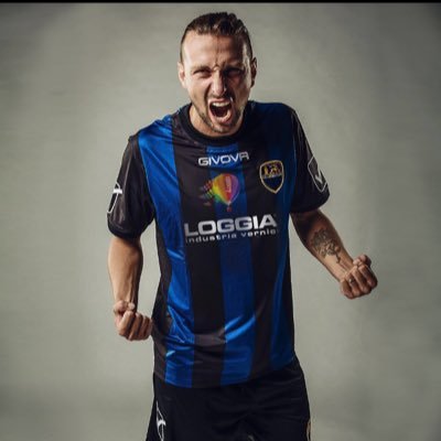 Altro colpo Juve Stabia, firma l'attaccante Paponi