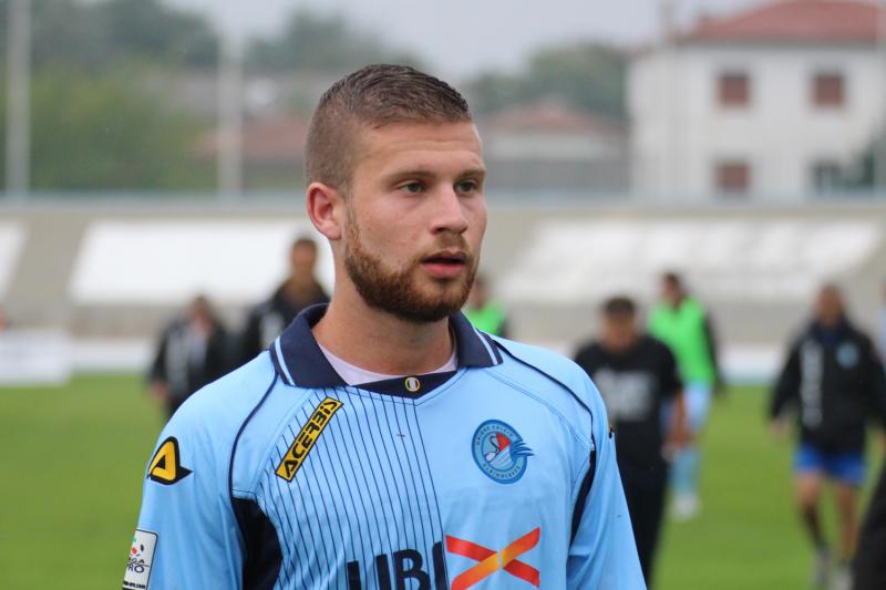 Juve Stabia, cambio di difensori: arriva Nicholas Allievi, in partenza Daniele Liotti
