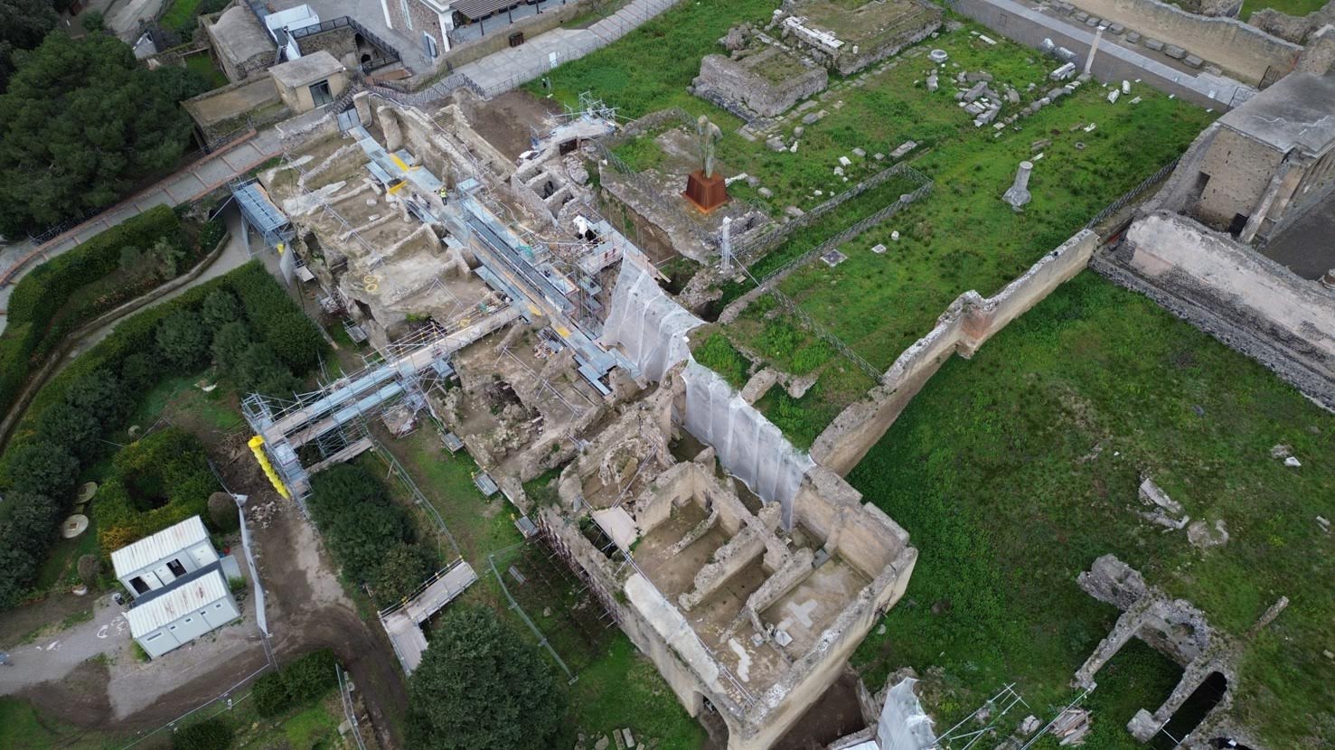 Pompei, ancora tesori dai nuovi lavori: ecco il percorso dal Tempio di Venere al Foro Triangolare 