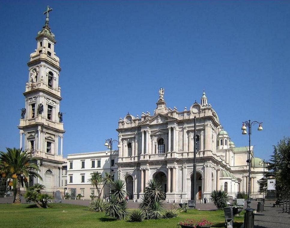 Pompei. Il programma del mese dedicato alla Madonna