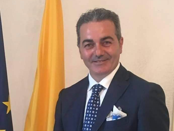 Castellammare al voto, Azione con Vicinanza guidata dall'ex consigliere Ungaro 
