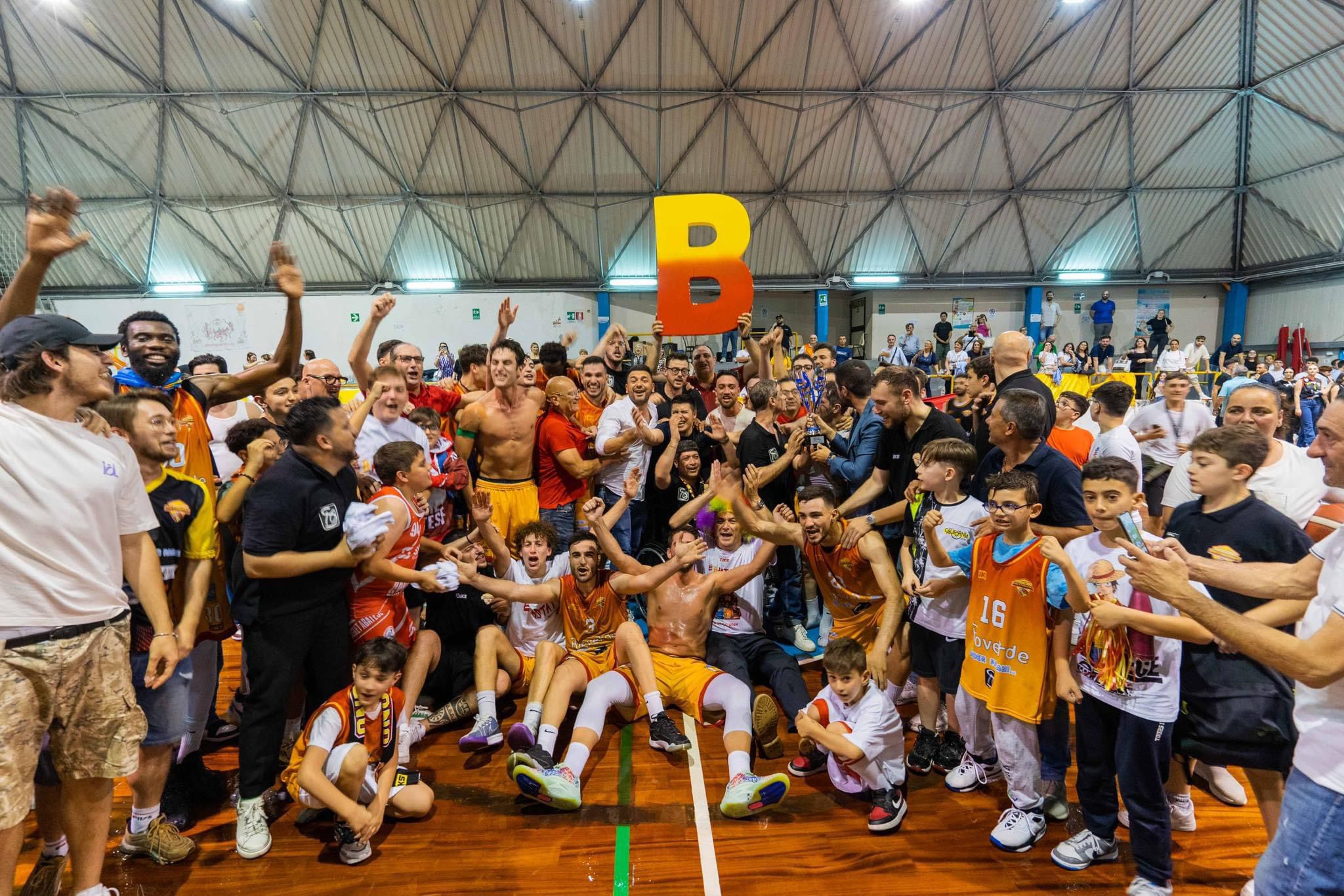 Sant'Antonio Abate, la squadra di basket pronta alla sfida in B