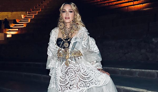 Madonna negli scavi incontra gli alunni stabiesi di Sogno di Volare, donazione da 250 mila euro 