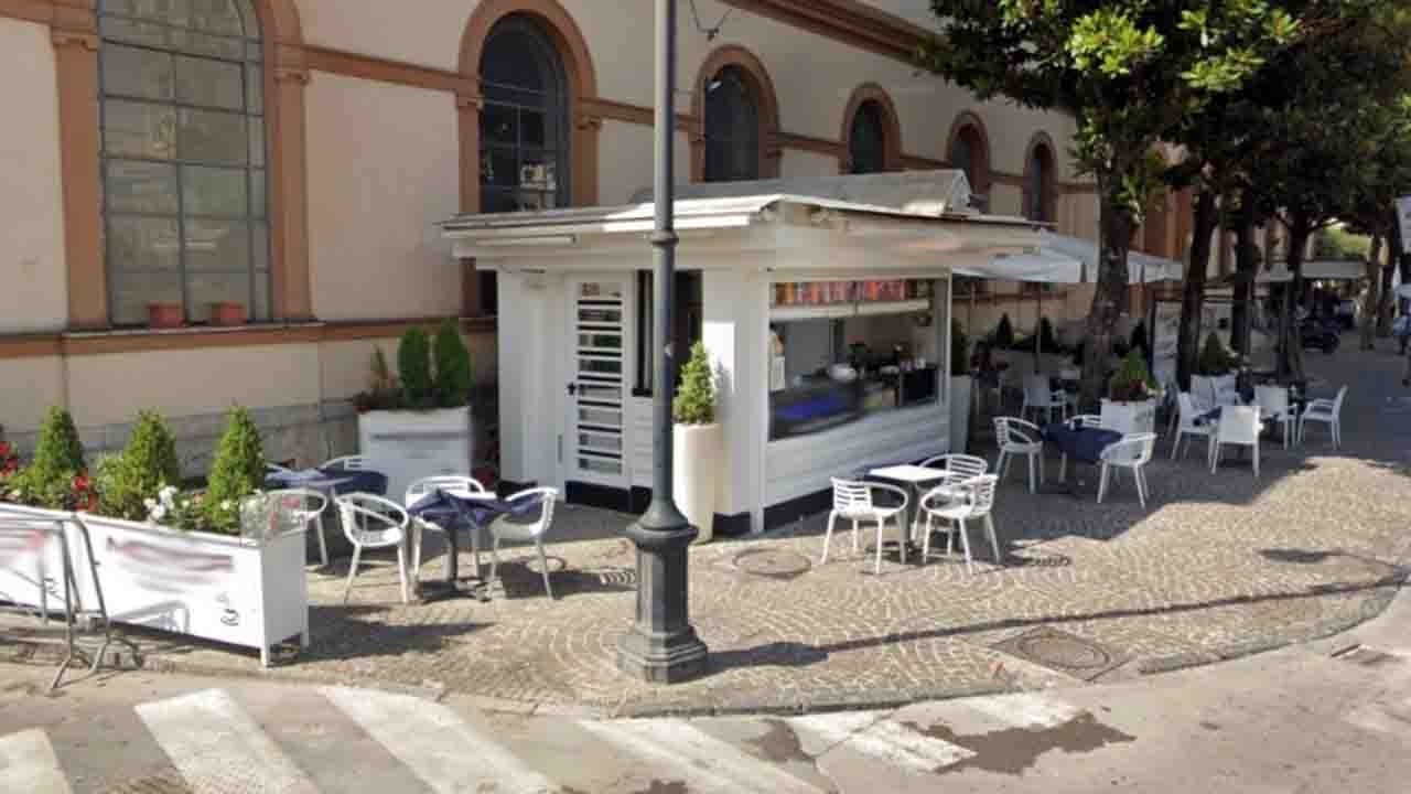 Pompei, locale della movida chiuso per risse e giovani armati