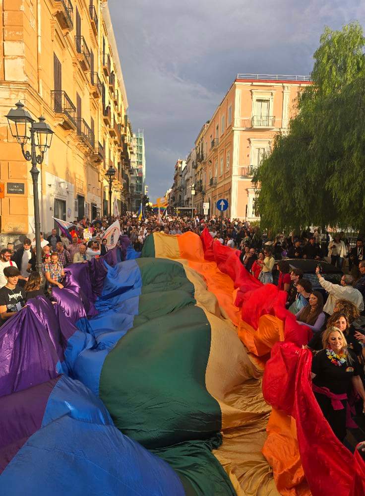 Vesuvio Pride a Torre del Greco in ricordo dello studente morto: 'In corteo per una società più giusta'