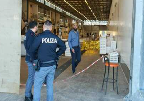 Duplice omicidio al mercato ittico di Salerno, muore 58enne di Portici