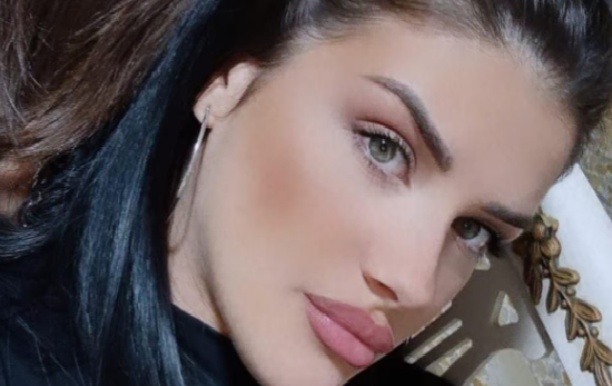 Alessia morta a 21 anni dopo un intervento al seno, sospeso il chirurgo